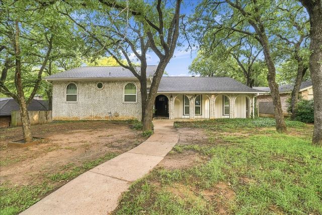 3808 Hastings Drive, Arlington, TX 76013