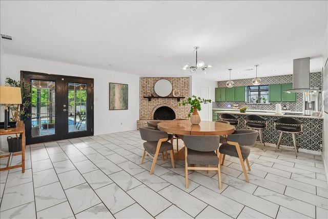 3808 Hastings Drive, Arlington, TX 76013