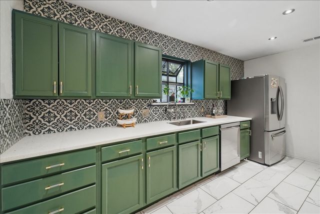 3808 Hastings Drive, Arlington, TX 76013