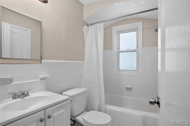10107 Green Valley Drive, St Louis, MO 63136