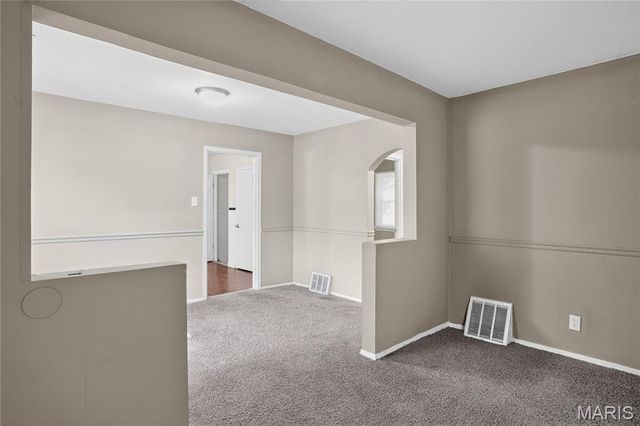 10107 Green Valley Drive, St Louis, MO 63136