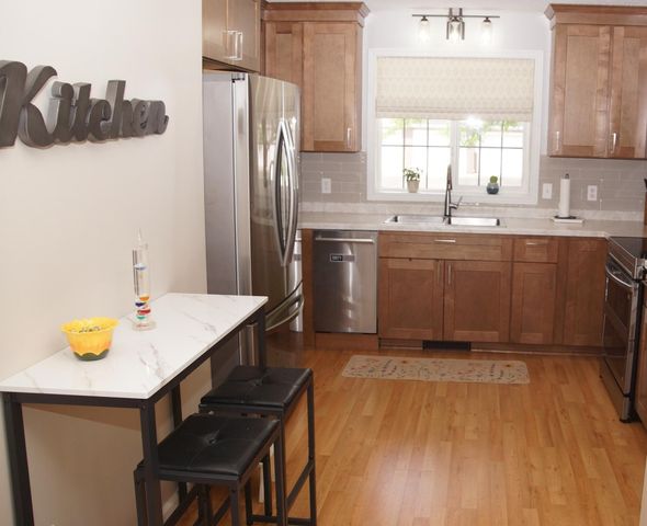 10521 64th Lane NE, Albertville, MN 55301