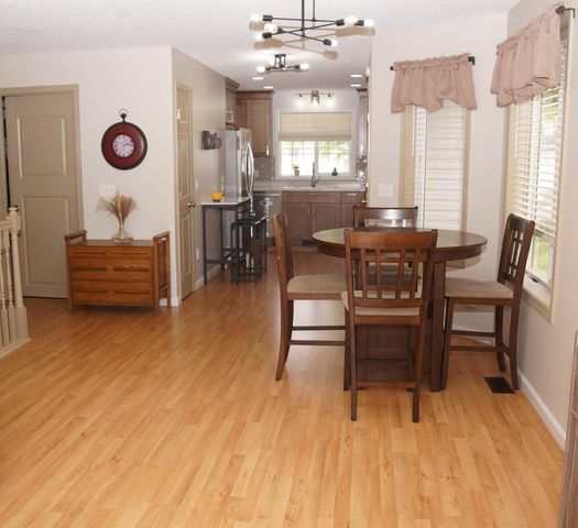 10521 64th Lane NE, Albertville, MN 55301