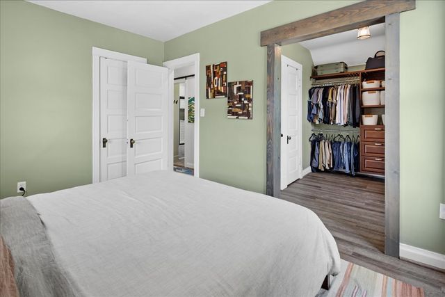 4450 N KASSON Avenue, Chicago, IL 60630