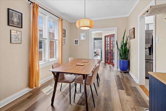 4450 N KASSON Avenue, Chicago, IL 60630
