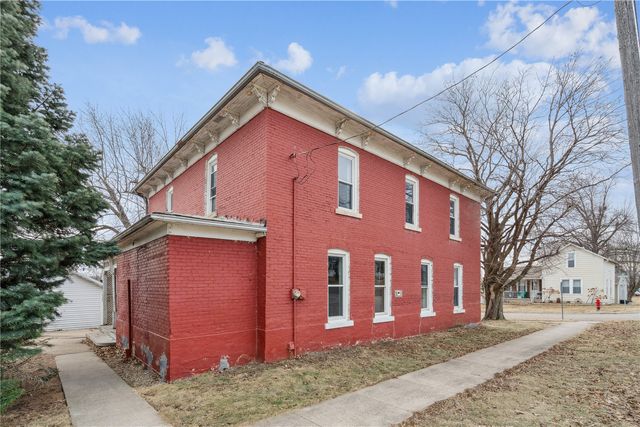 108 Lincoln Street, Norway, IA 52318