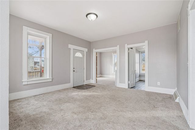 108 Lincoln Street, Norway, IA 52318