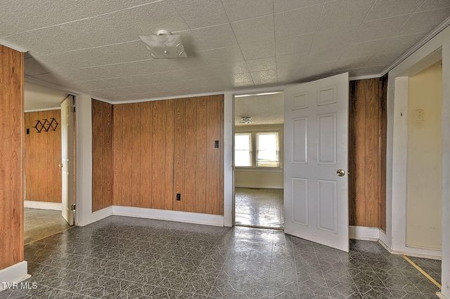 203 East 13th North Street, Morristown, TN 37814