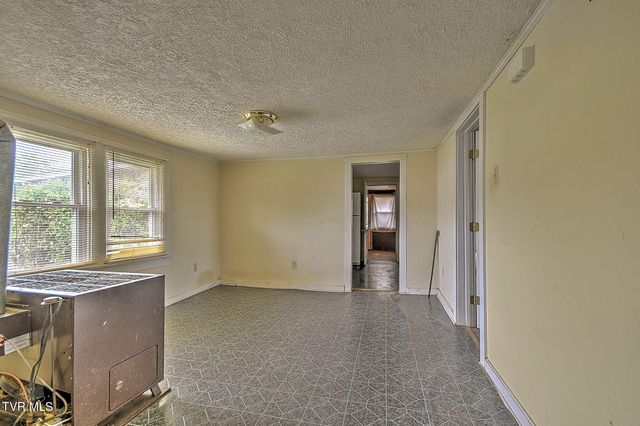 203 East 13th North Street, Morristown, TN 37814