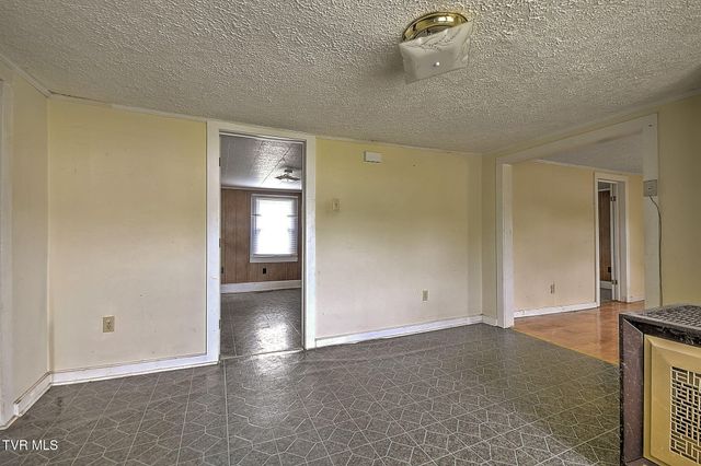 203 East 13th North Street, Morristown, TN 37814