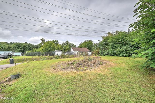 203 East 13th North Street, Morristown, TN 37814