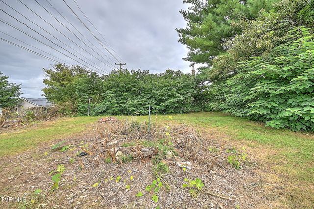 203 East 13th North Street, Morristown, TN 37814