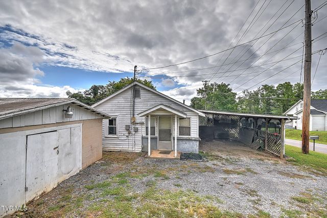 203 East 13th North Street, Morristown, TN 37814