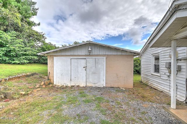 203 East 13th North Street, Morristown, TN 37814