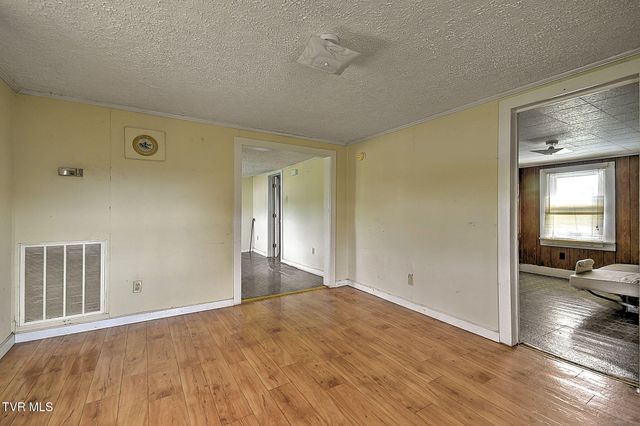 203 East 13th North Street, Morristown, TN 37814