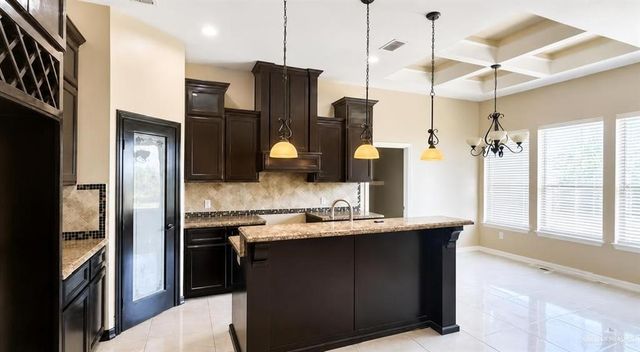 5008 Mission Street, Edinburg, TX 78542