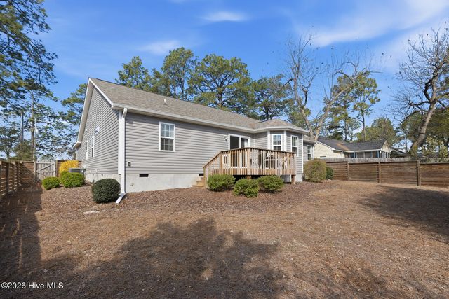 4285 Murdocksville Road, West End, NC 27376