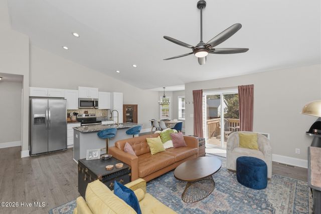 4285 Murdocksville Road, West End, NC 27376