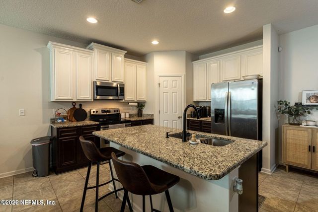 11940 CARSON LAKE Drive W, Jacksonville, FL 32221