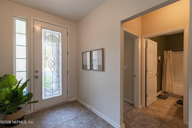 11940 CARSON LAKE Drive W, Jacksonville, FL 32221