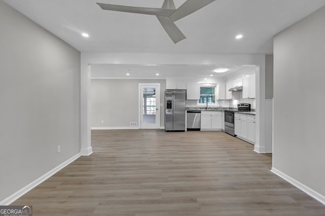 2391 Prestige Valley Court, Morrow, GA 30260