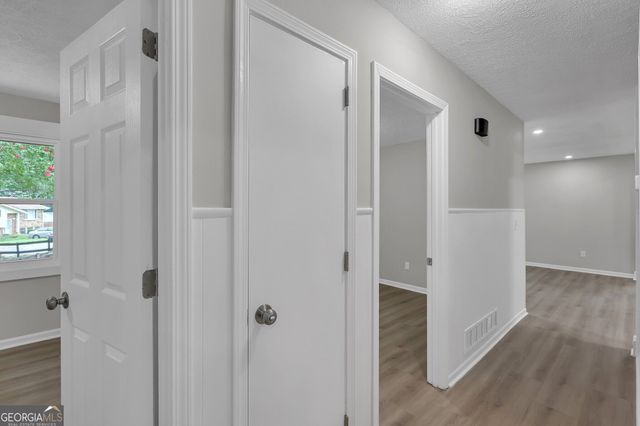 2391 Prestige Valley Court, Morrow, GA 30260