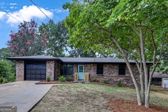 2391 Prestige Valley Court, Morrow, GA 30260