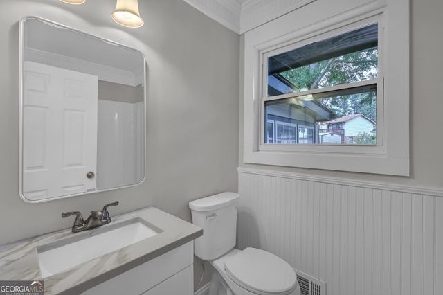 2391 Prestige Valley Court, Morrow, GA 30260