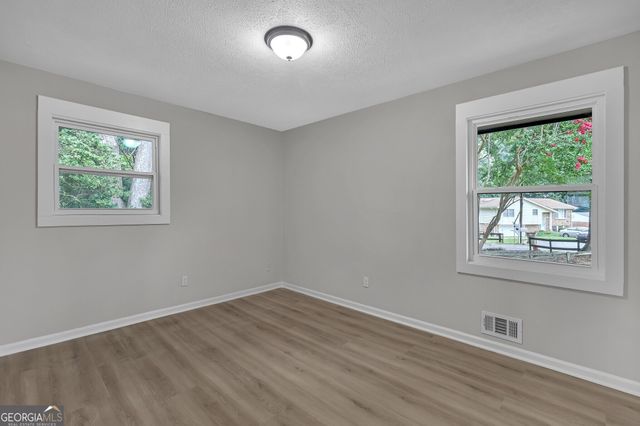 2391 Prestige Valley Court, Morrow, GA 30260