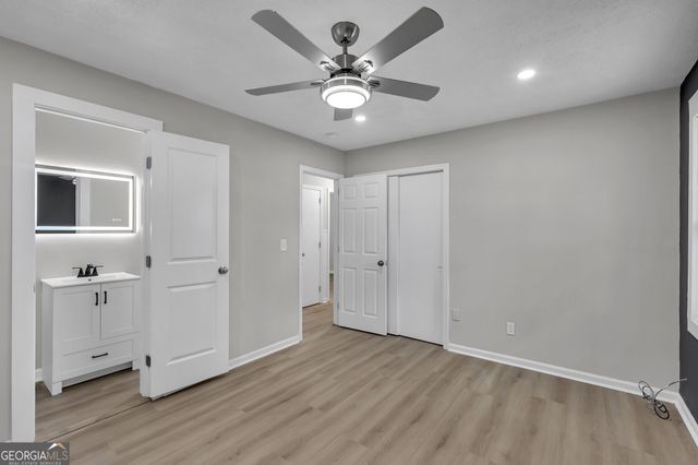 2391 Prestige Valley Court, Morrow, GA 30260