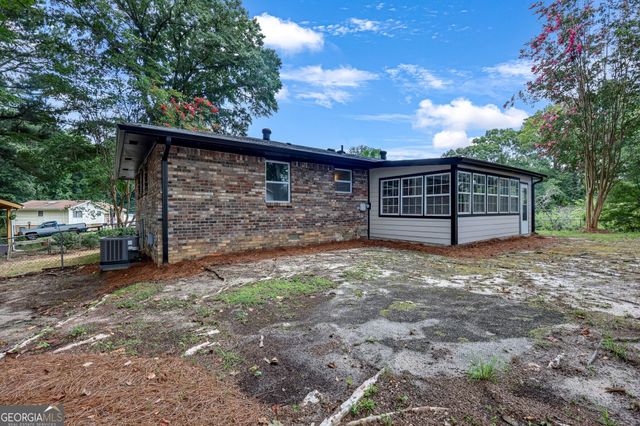2391 Prestige Valley Court, Morrow, GA 30260