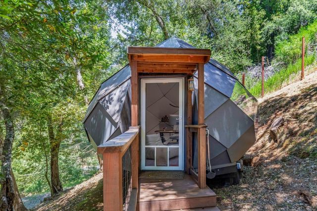 21477 Old Mine Road, Los Gatos, CA 95033