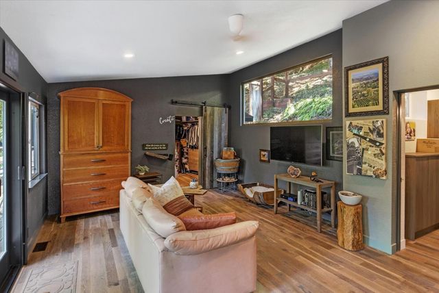 21477 Old Mine Road, Los Gatos, CA 95033