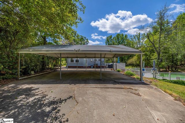 10676 Augusta Road, Belton, SC 29627