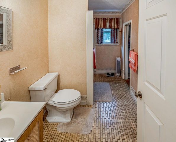 10676 Augusta Road, Belton, SC 29627