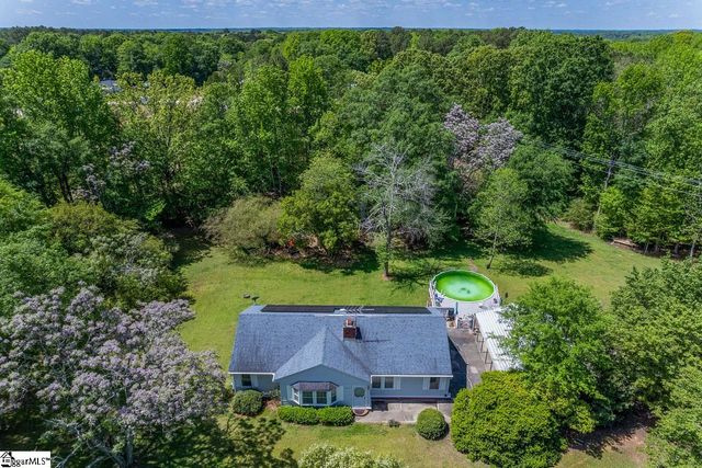 10676 Augusta Road, Belton, SC 29627