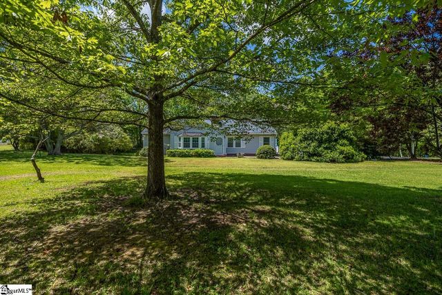10676 Augusta Road, Belton, SC 29627