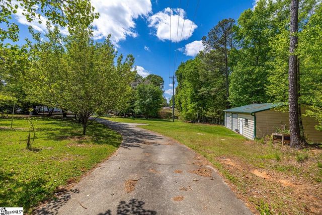 10676 Augusta Road, Belton, SC 29627