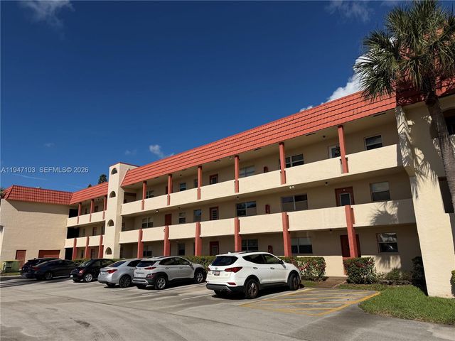 7891 N Sunrise Lakes Dr 109, Sunrise, FL 33322