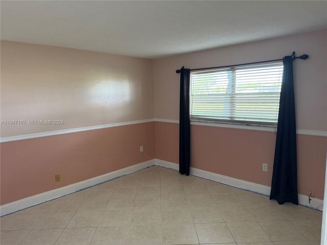 7891 N Sunrise Lakes Dr 109, Sunrise, FL 33322