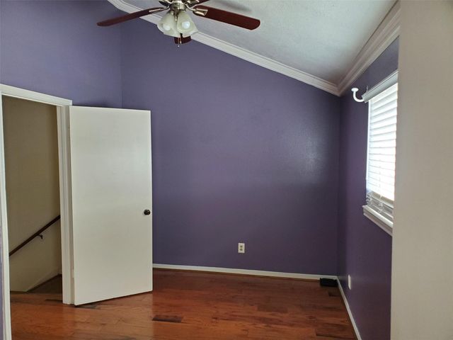 9339 Westwood Village Drive, Houston, TX 77036