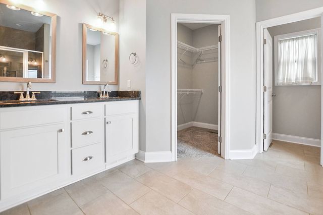 100 David Keith Lane, Clarksville, TN 37042