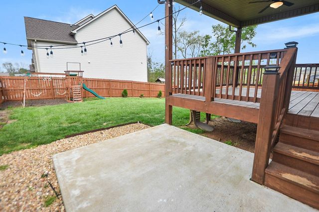 100 David Keith Lane, Clarksville, TN 37042