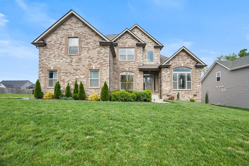 100 David Keith Lane, Clarksville, TN 37042