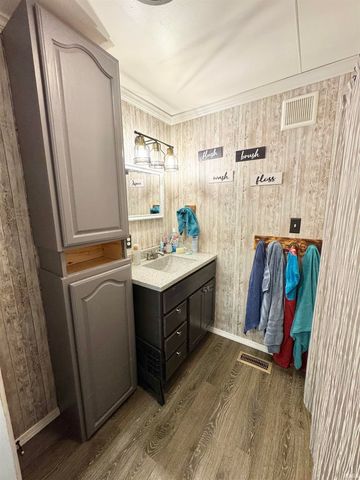 334 Burlington Avenue, Logansport, IN 46947