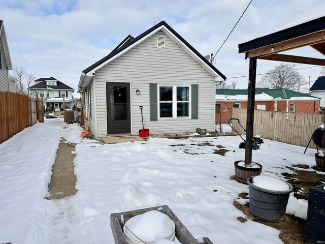 334 Burlington Avenue, Logansport, IN 46947