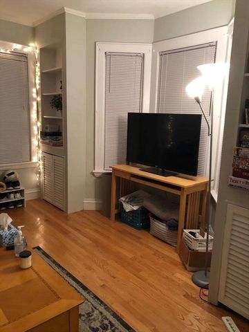 72 Boston Ave 1, Medford, MA 02155
