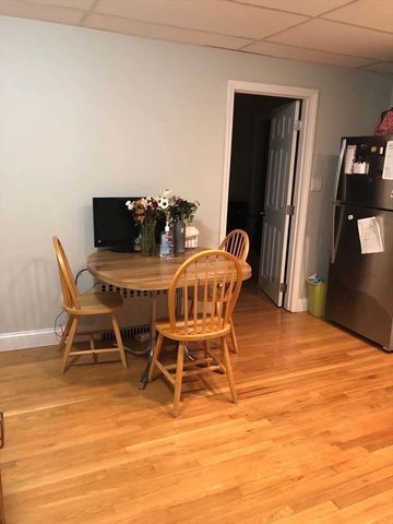 72 Boston Ave 1, Medford, MA 02155