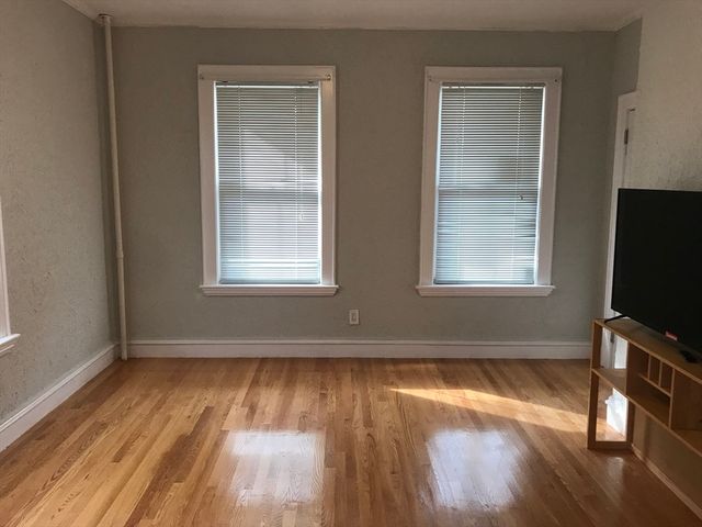 72 Boston Ave 1, Medford, MA 02155