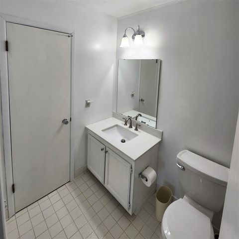 23553 Meeting Hall Lane, Novi, MI 48375